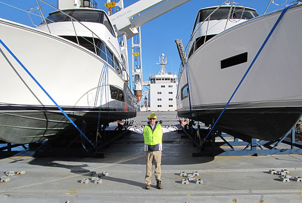 Boat-freight-motor-yachts